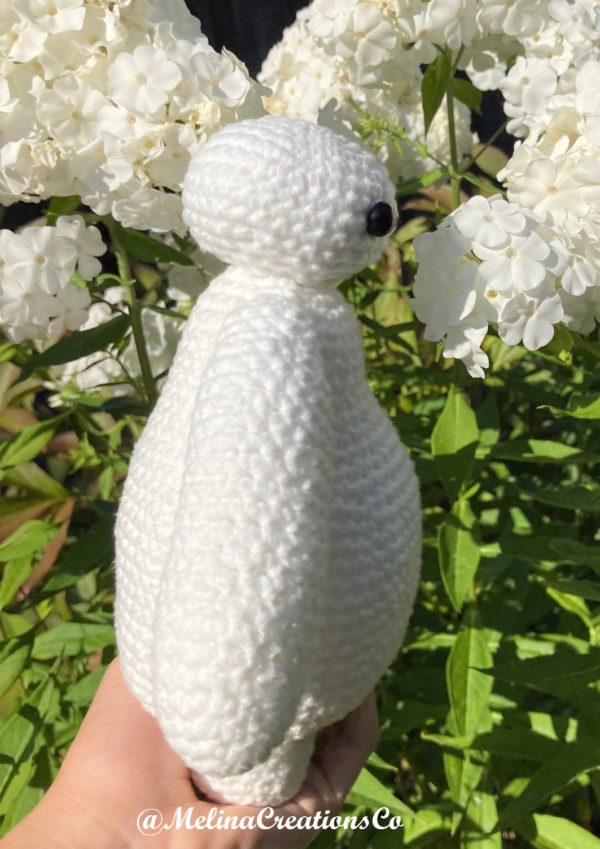 Crochet Baymax side profile